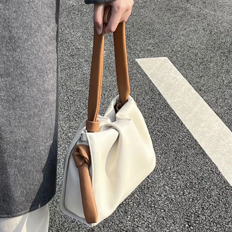 2023 Нова Дамска чанта-кофа за през рамо от естествена кожа, Популярна Мътна чанта на едно рамо Изображение 0