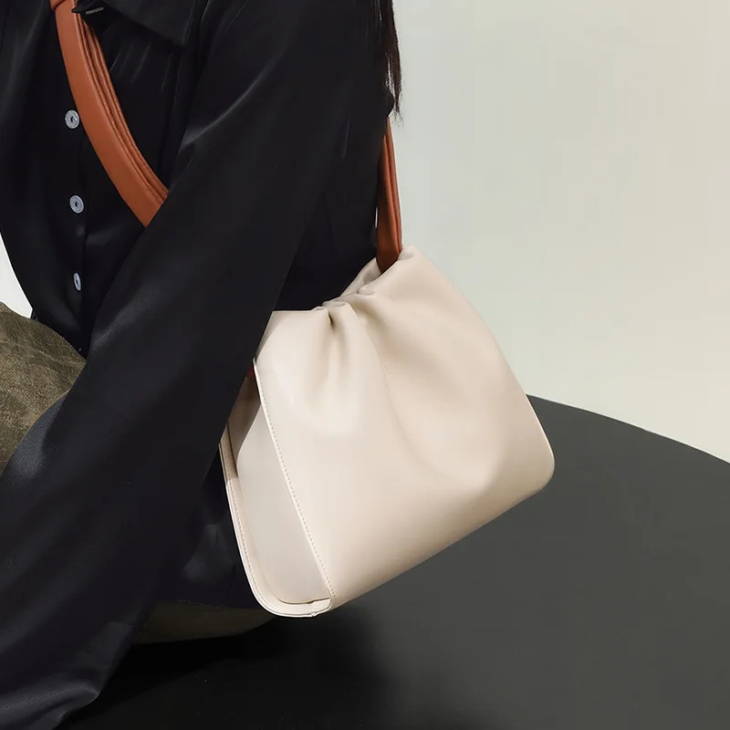 2023 Нова Дамска чанта-кофа за през рамо от естествена кожа, Популярна Мътна чанта на едно рамо Изображение 2